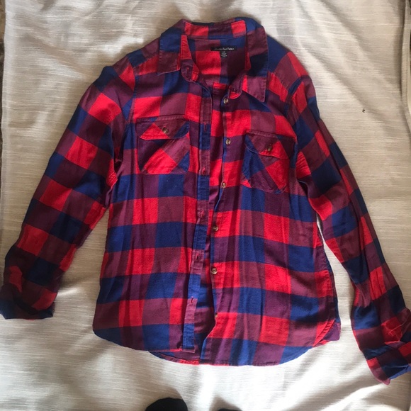American Eagle Outfitters Tops - American eagle women’s button up flannel